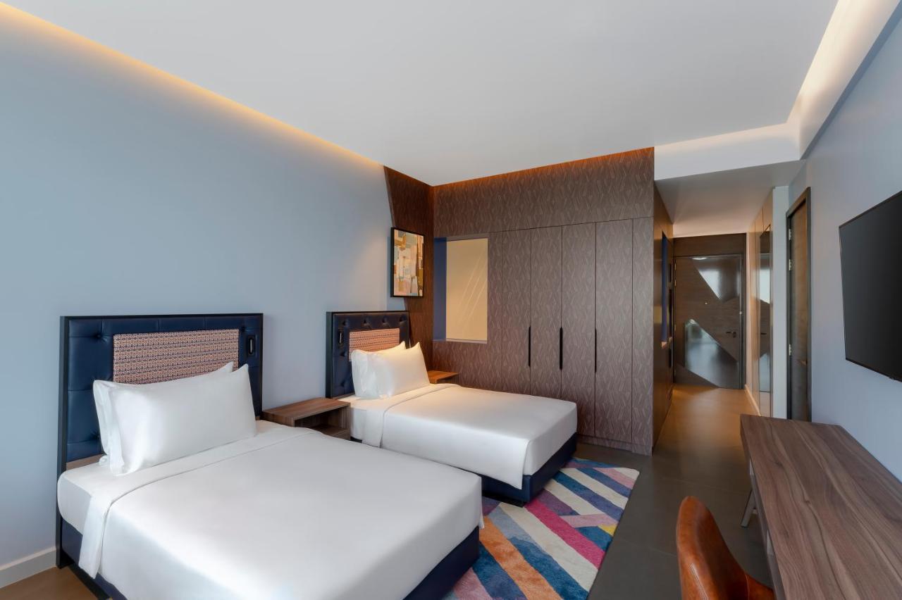 Hyatt Centric Jumeirah Dubaj Exteriér fotografie Deluxe Twin Room