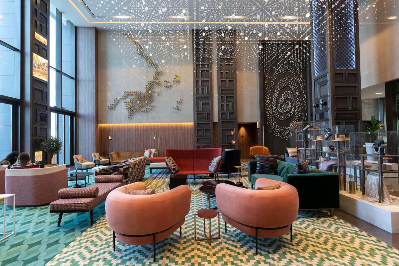 Hyatt Centric Jumeirah Dubaj Exteriér fotografie The lobby of the hotel