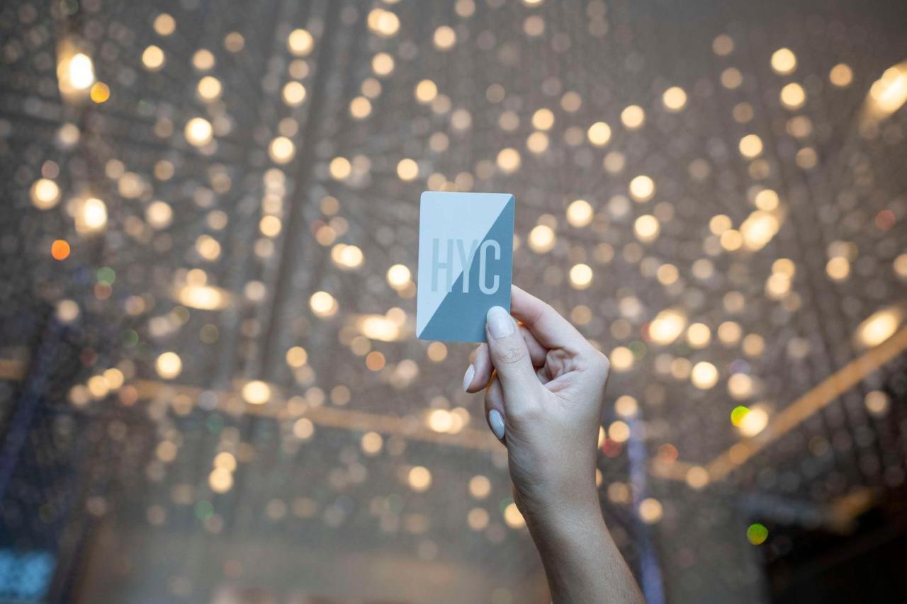 Hyatt Centric Jumeirah Dubaj Exteriér fotografie A card for the HVC