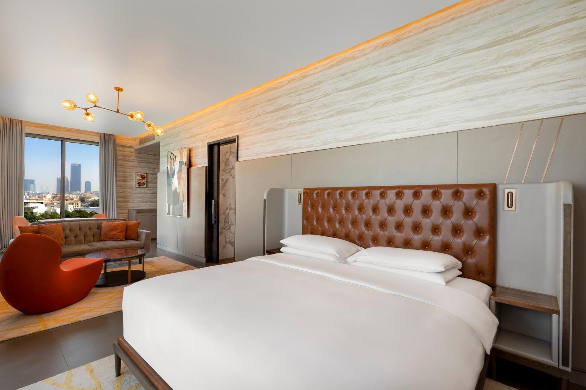 Hyatt Centric Jumeirah Dubaj Exteriér fotografie A bedroom at the hotel