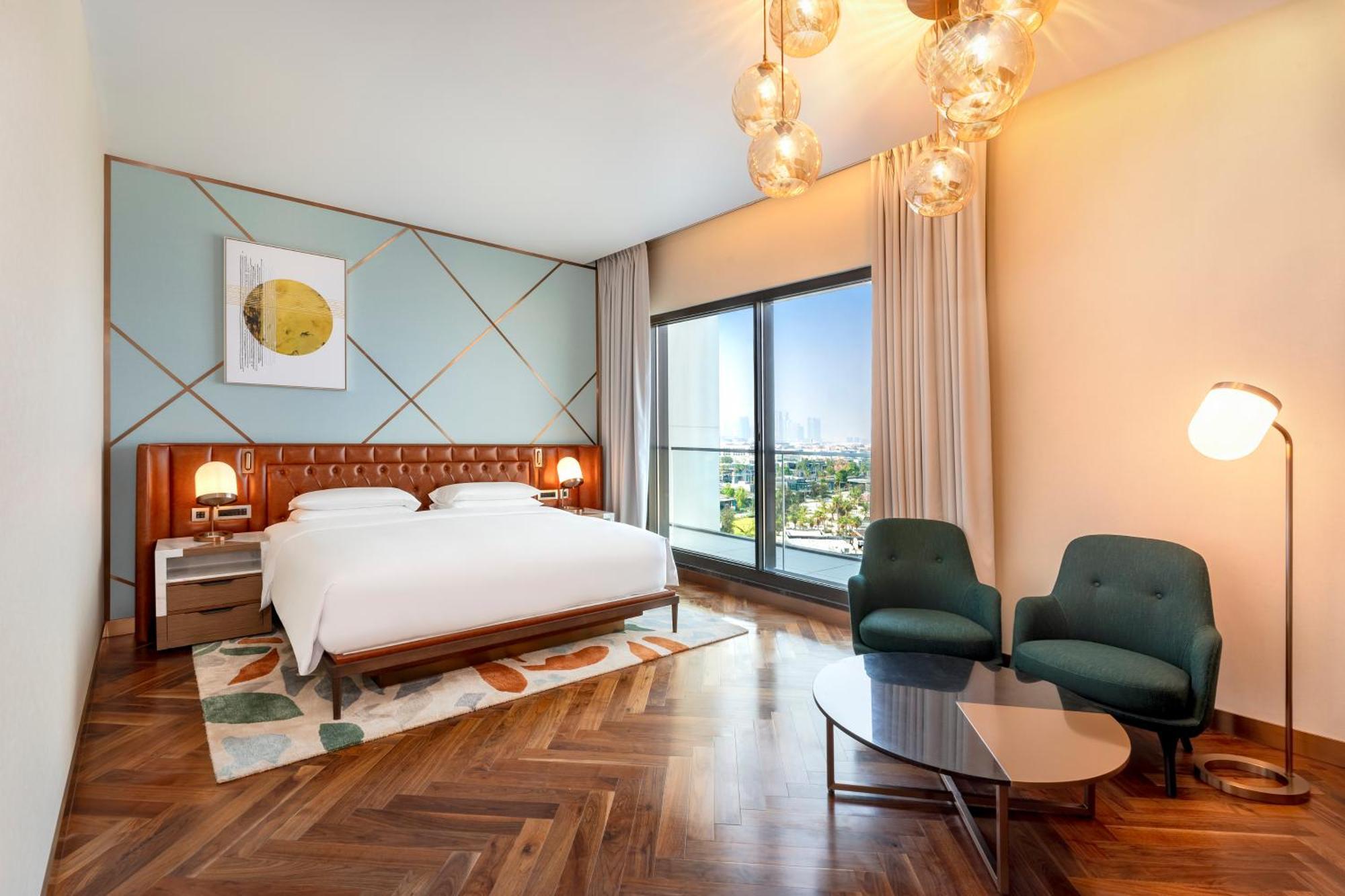 Hyatt Centric Jumeirah Dubaj Exteriér fotografie A bedroom at the hotel